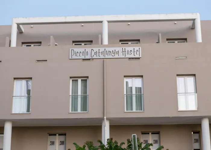 Piccolo Catalunya Hostel