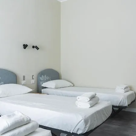 Piccolo Catalunya Hostel Αλγκέρο