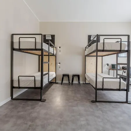 Piccolo Catalunya Hostel