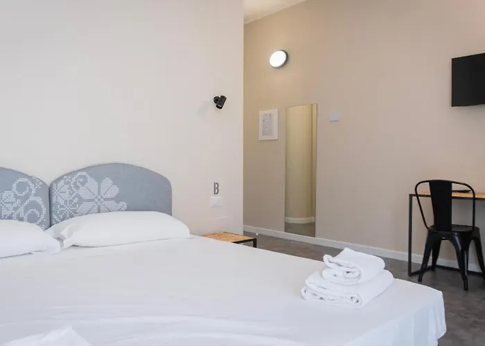 Piccolo Catalunya Hostel