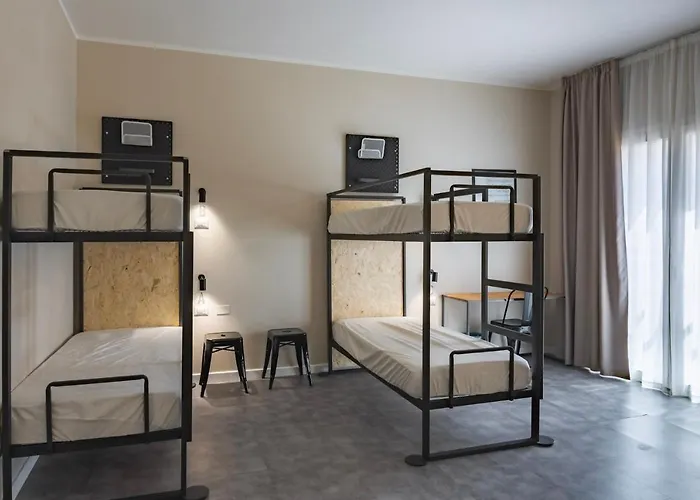 Hostel Piccolo Catalunya *